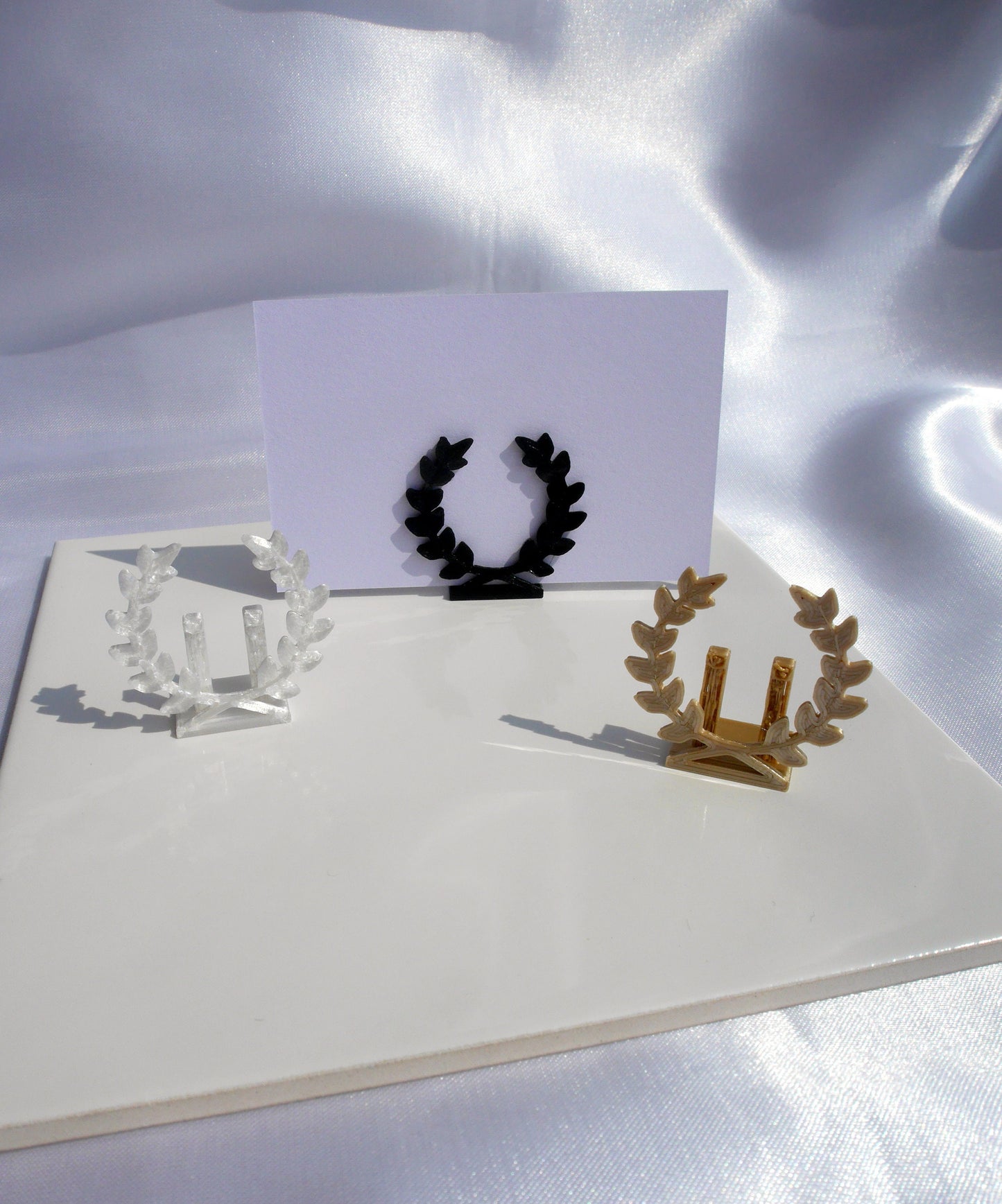 Laurel Wreath Shaped Seating Name Holders, Hellenic Style Wedding Name Stand, Wedding Name Display, Greek Wreath Symbol Place Holder
