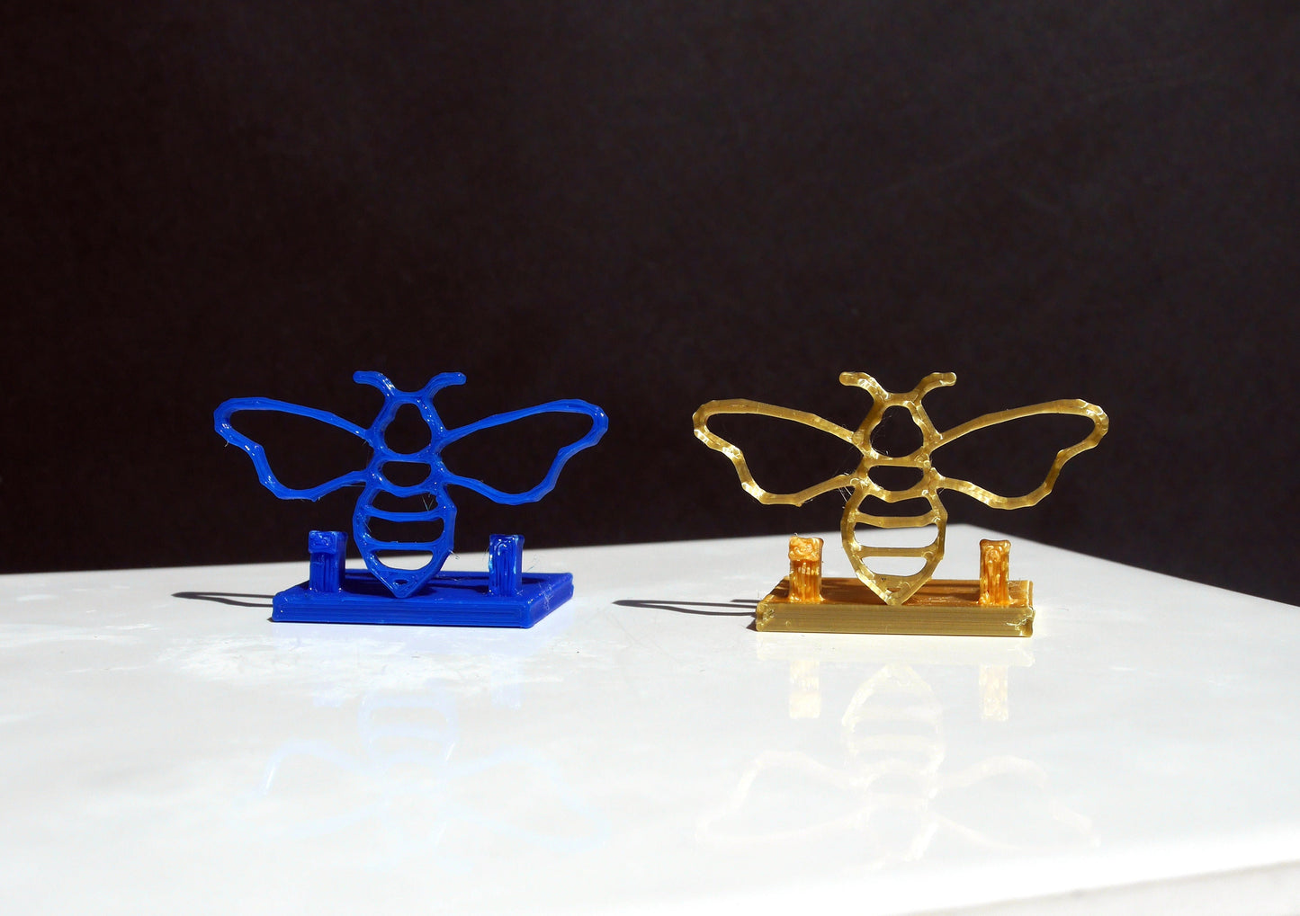 Honeybee Shaped Wedding Name Stands