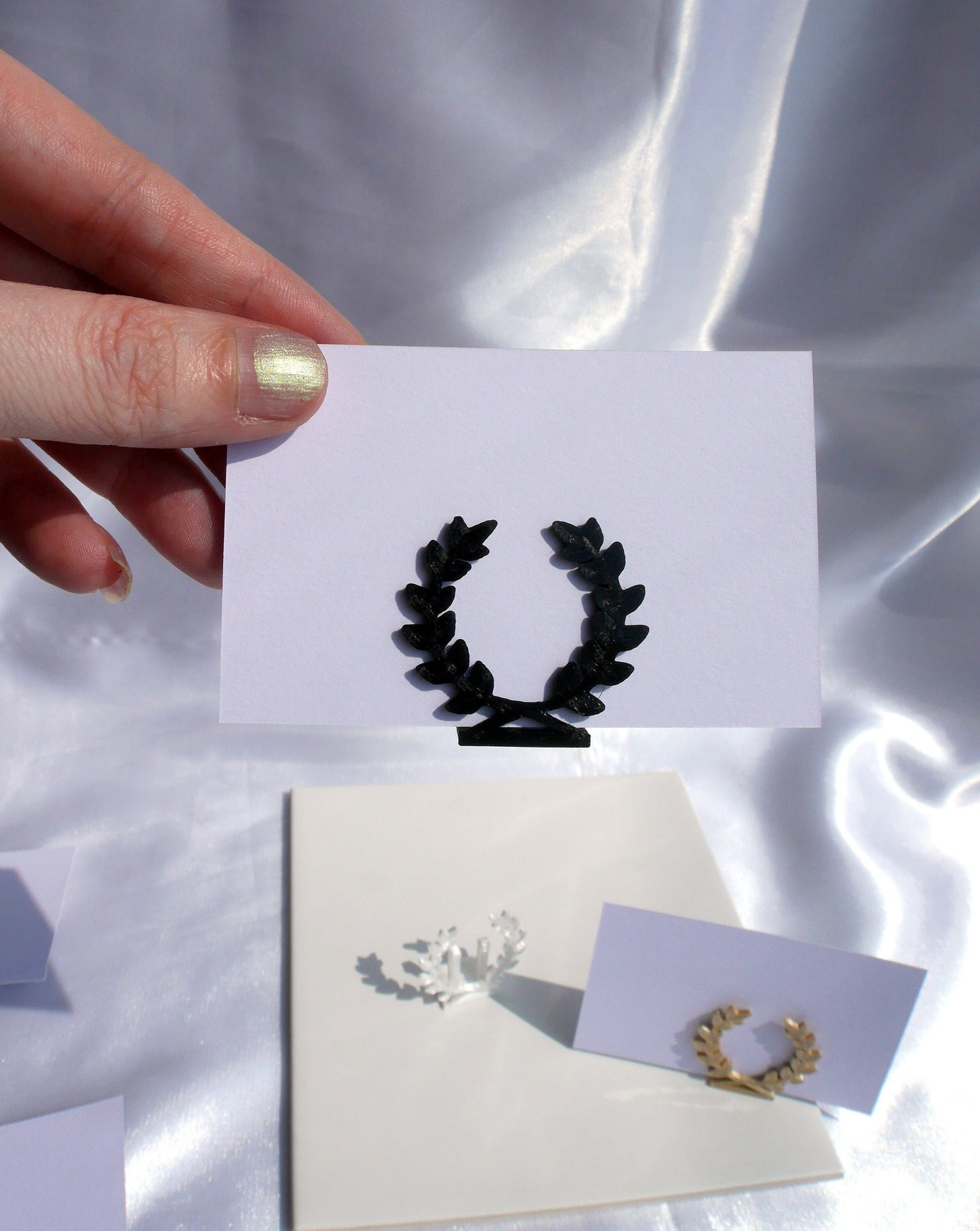 Laurel Wreath Shaped Seating Name Holders, Hellenic Style Wedding Name Stand, Wedding Name Display, Greek Wreath Symbol Place Holder