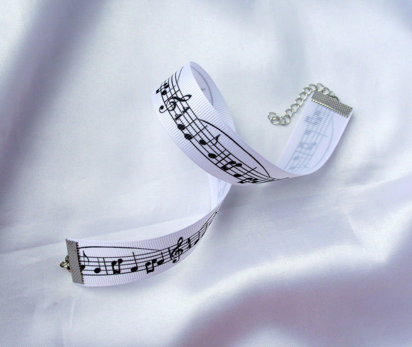 Music Note Sheet Music Print Choker
