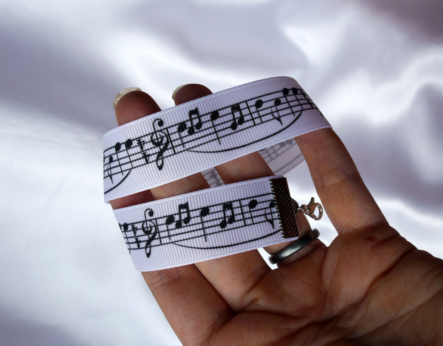 Music Note Sheet Music Print Choker