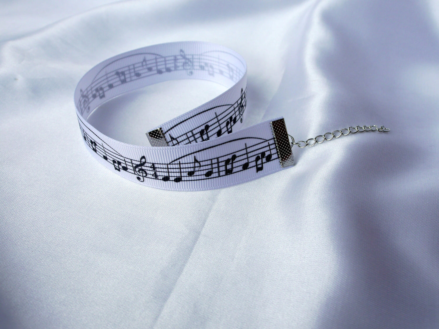 Music Note Sheet Music Print Choker