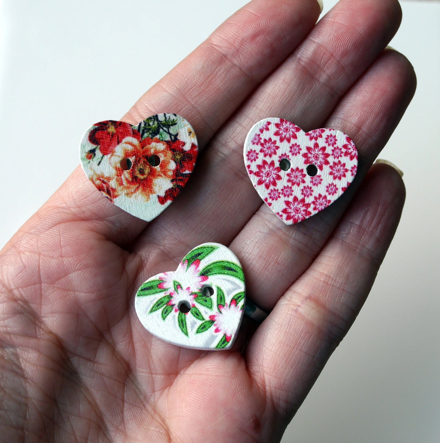 Love Heart Shaped Colourful Wooden Fridge Magnets (Set of 5 Magnets)