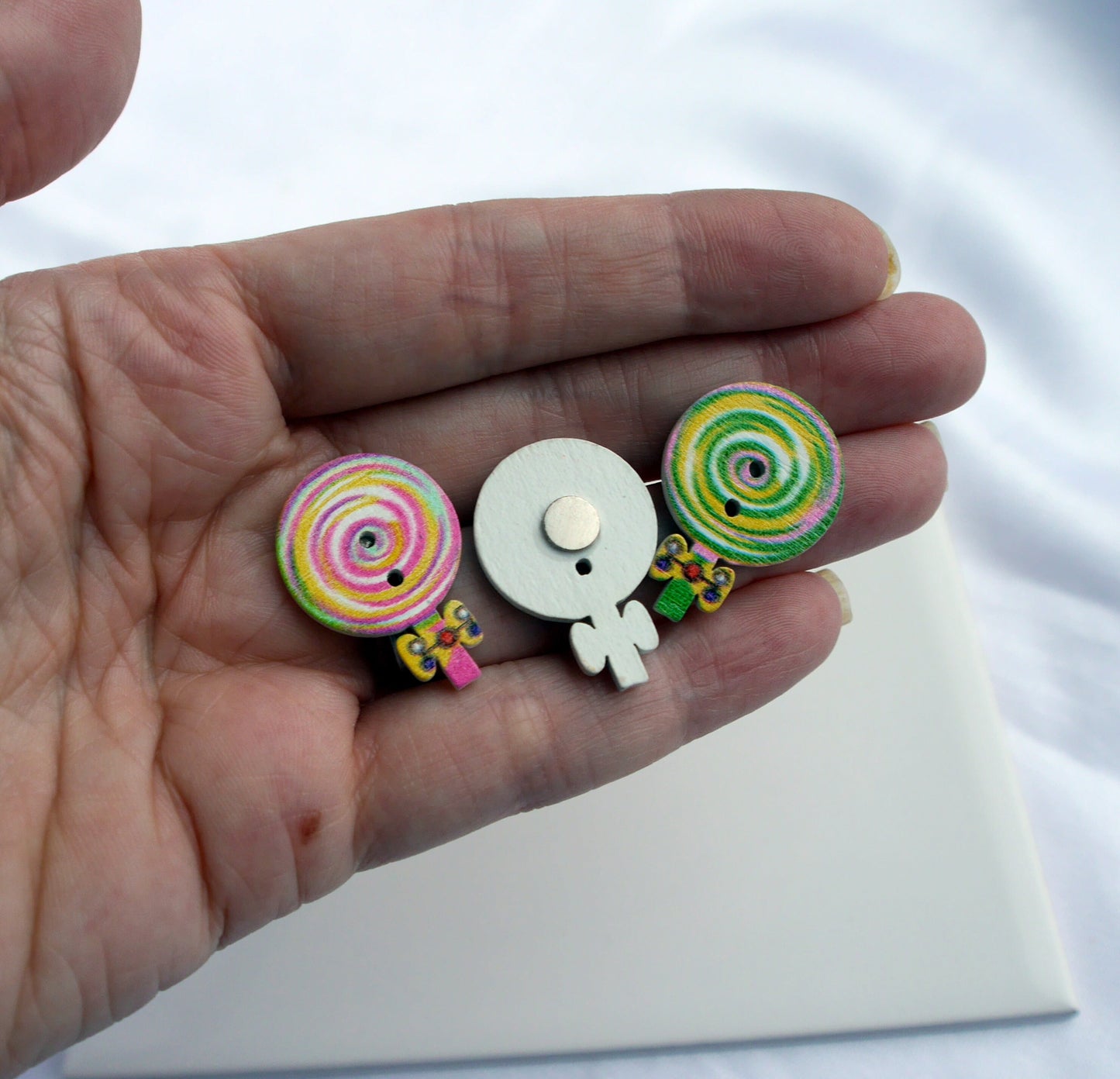 Lillipop Shaped Wooden Mini Fridge Magnets (Set of 5 Magnets)