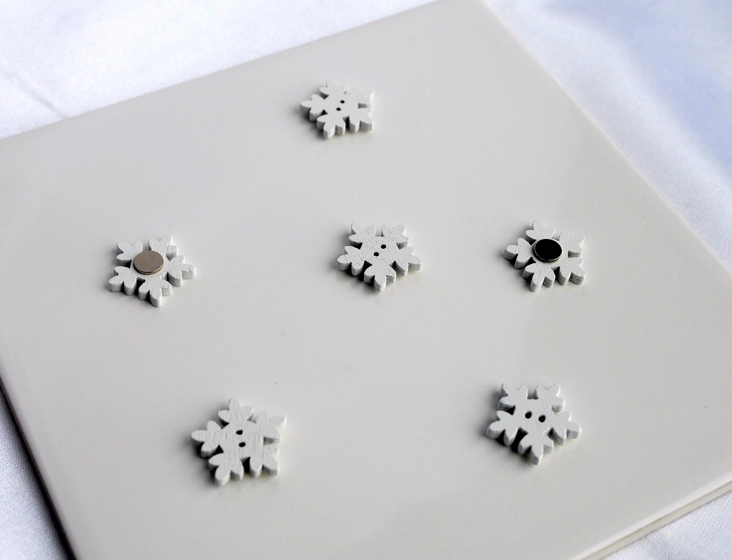 Snowflake Shaped Fridge Magnets, Winter Home Decorations, Snowflake Magnetic Decorations, Snowflake Magnets, Set of 5 Fun Snowflake Magnets