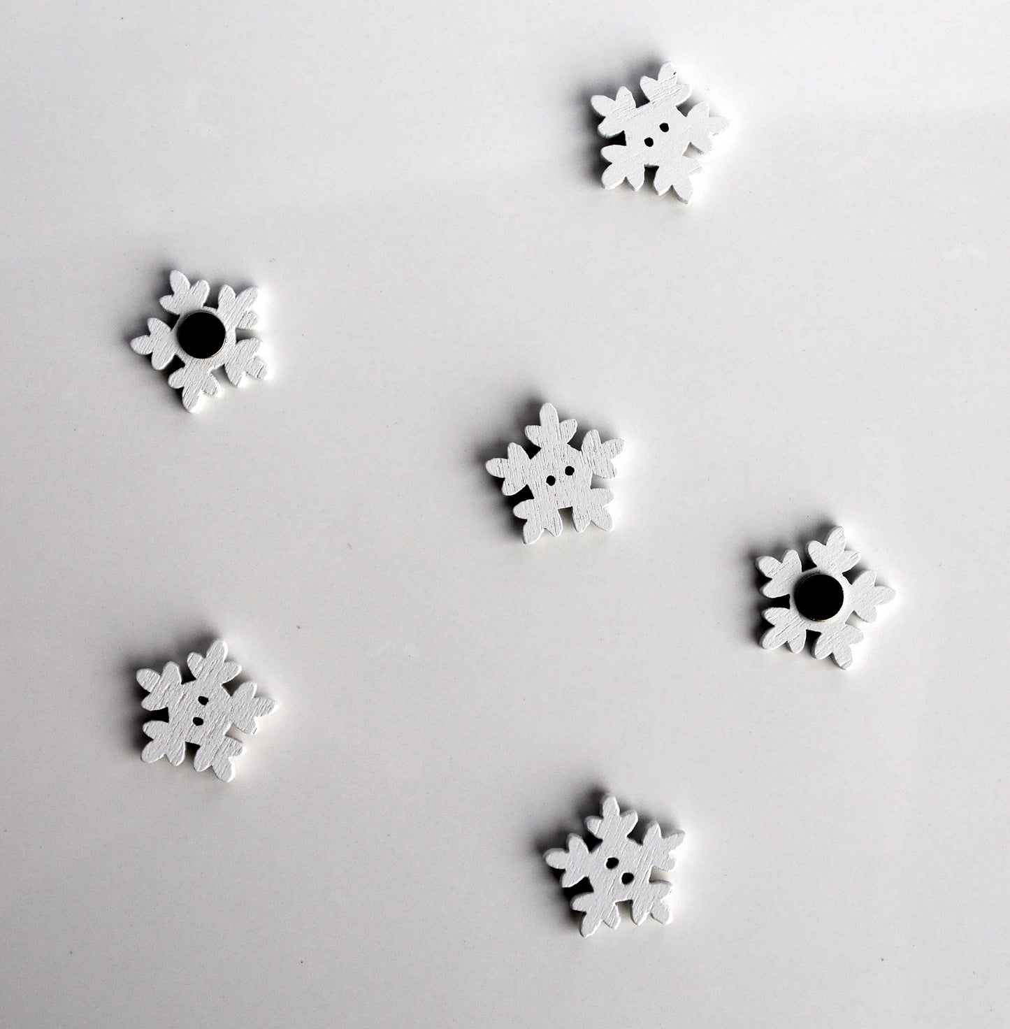 Snowflake Shaped Fridge Magnets, Winter Home Decorations, Snowflake Magnetic Decorations, Snowflake Magnets, Set of 5 Fun Snowflake Magnets