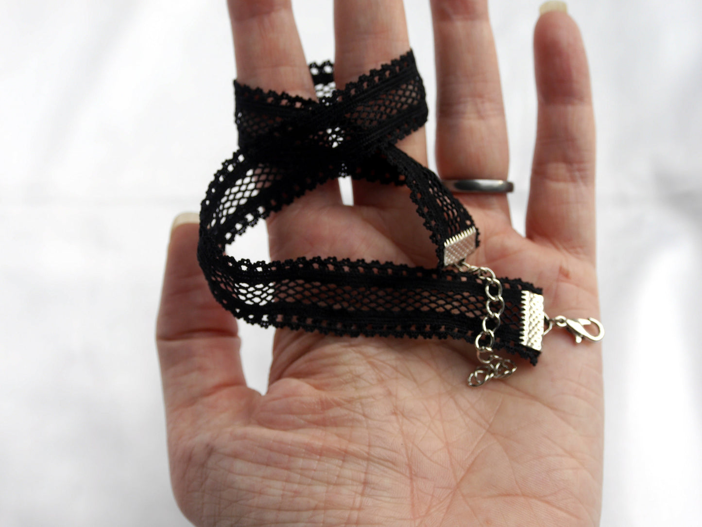 Elasticated Black Mesh Style Thin Choker