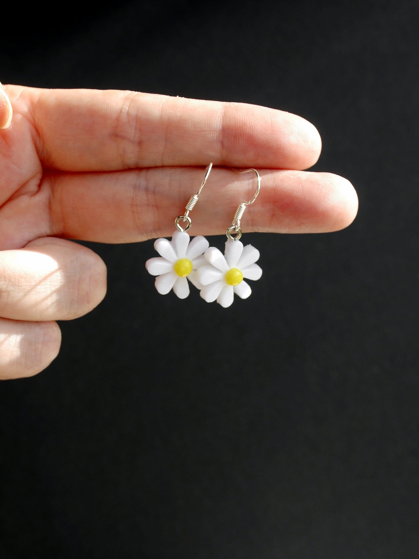 Daisy Shaped Resin Flower Hanging Earrings (Ear Hook Stud or Clip On)