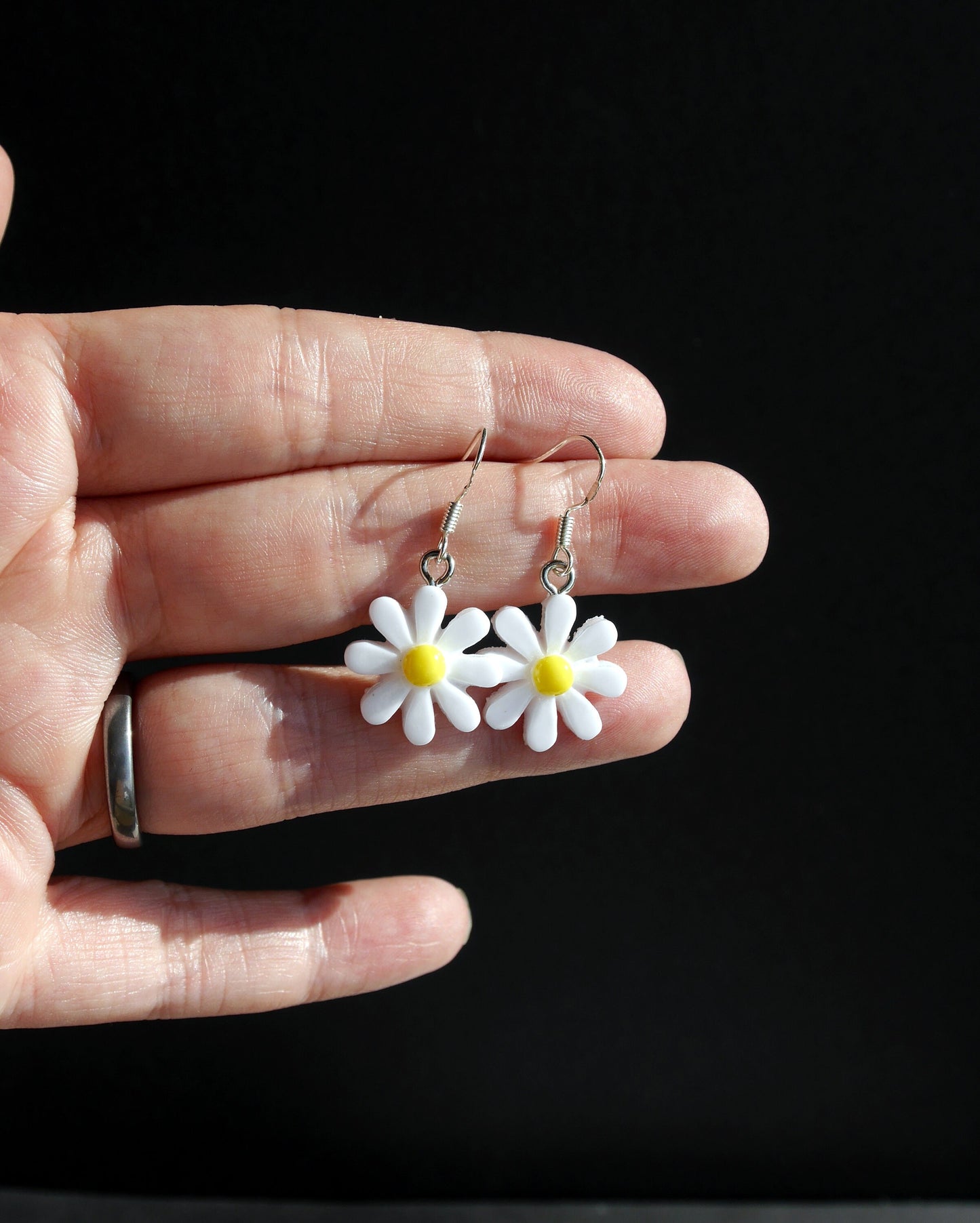 Daisy Shaped Resin Flower Hanging Earrings (Ear Hook Stud or Clip On)