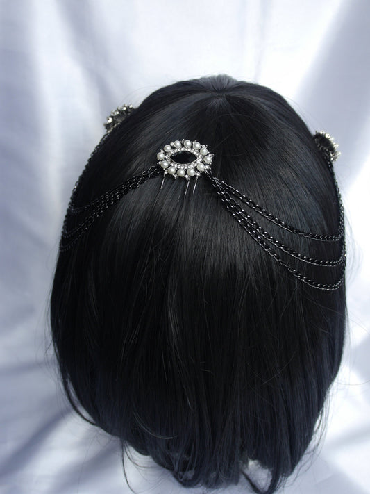 Gothic Black Bridal Hair Chain, Black Diamante Hair Accessory, Gothic Black Bride Wedding Hair Piece, Black Bridal Head Dress