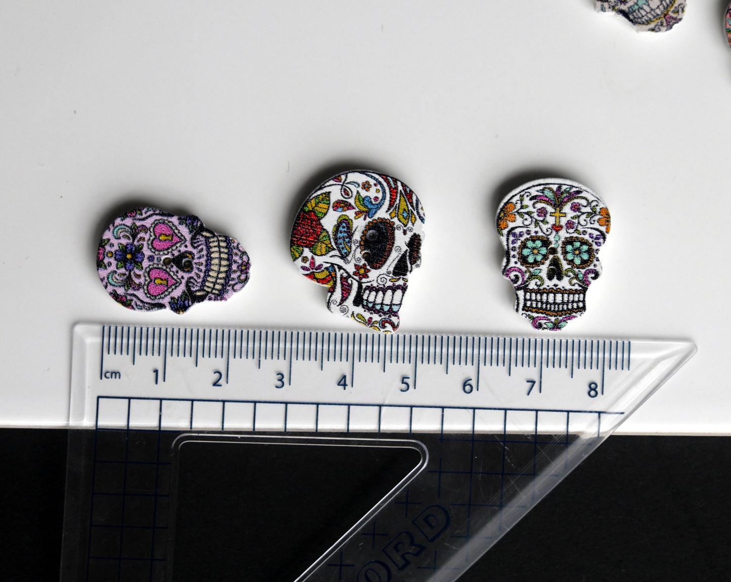 Skull Fridge Magnets, Skull Home Decorations, Skull Magnetic Decor, Skele Decorative Magnets, Set of 5 Fun Skull Magnets