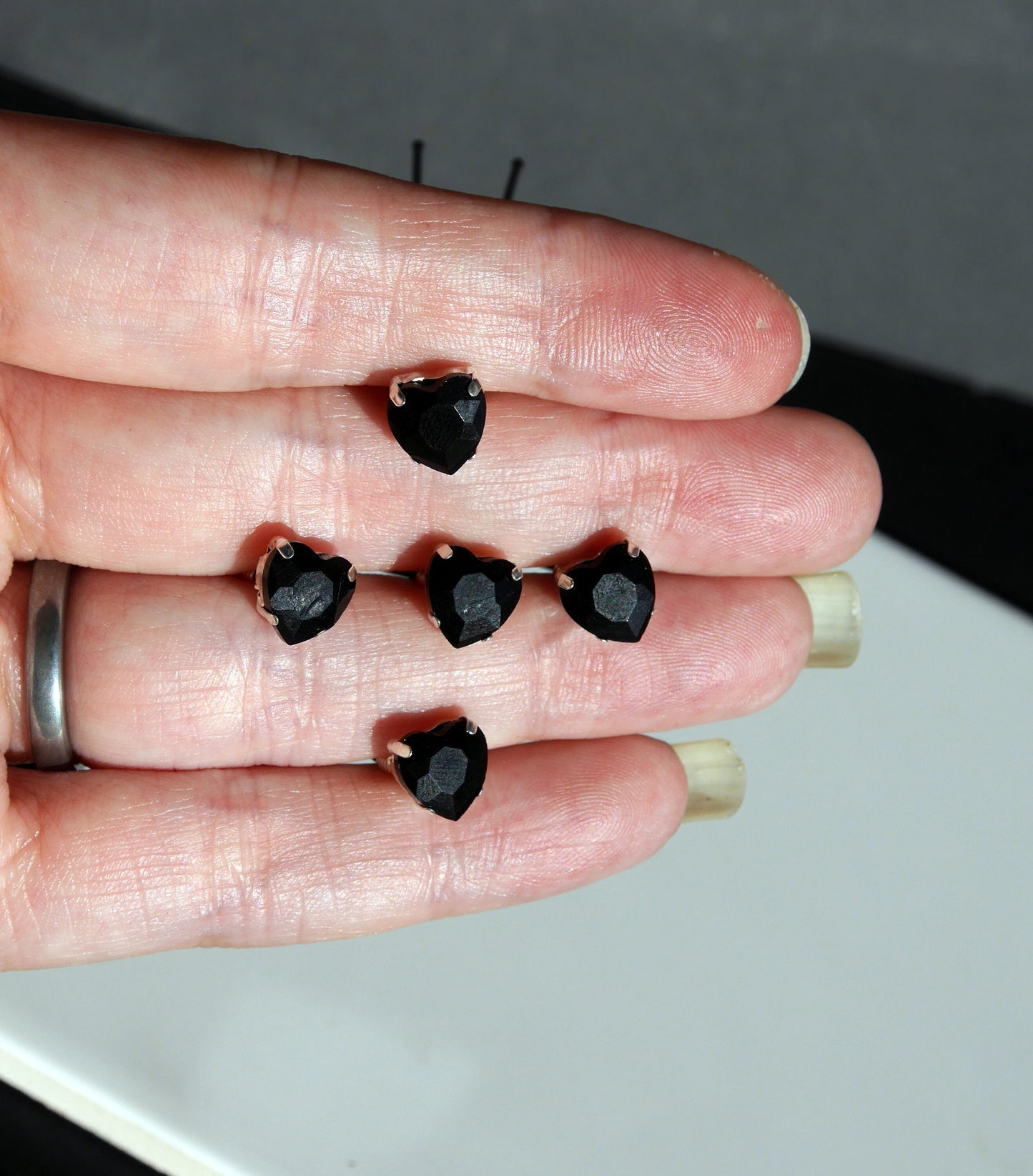 Mini Red and Black Heart Shaped Hair Pins (Set of 5)
