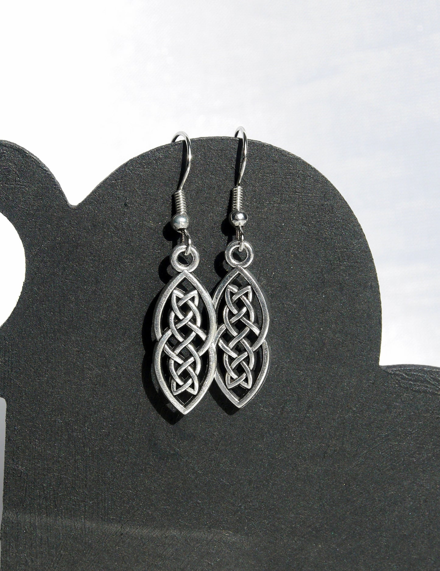 Small Silver Celtic Knot Style Filigree Earrings (Ear Stud, Hook and Clip On)