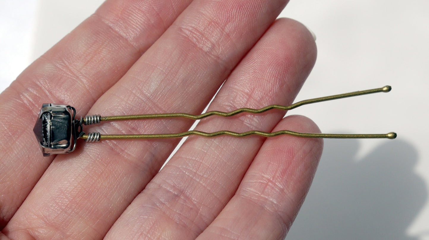 Deep Dark Purple Amethyst Coloured Rhinestone Diamante Hair Pin Set (Set of 5 Pins)