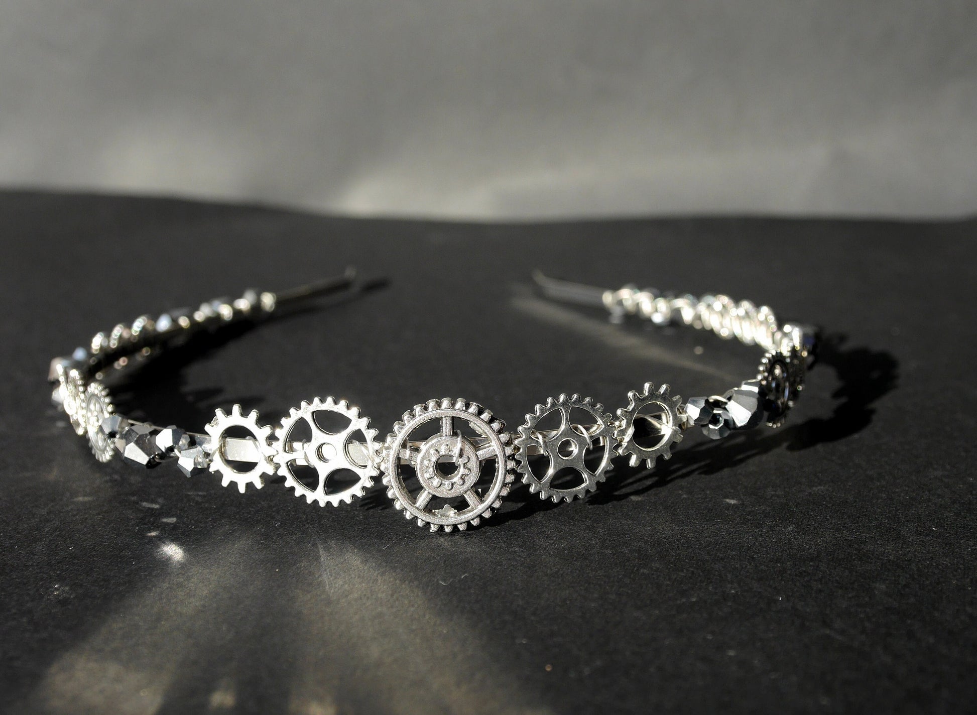A Silver Tone Steampunk Cog and Gear Bridal Tiara, Steampunk Bride Headband, (3 mm thick) for a steampunk inspired wedding, perfect for a bride or bridesmaid.